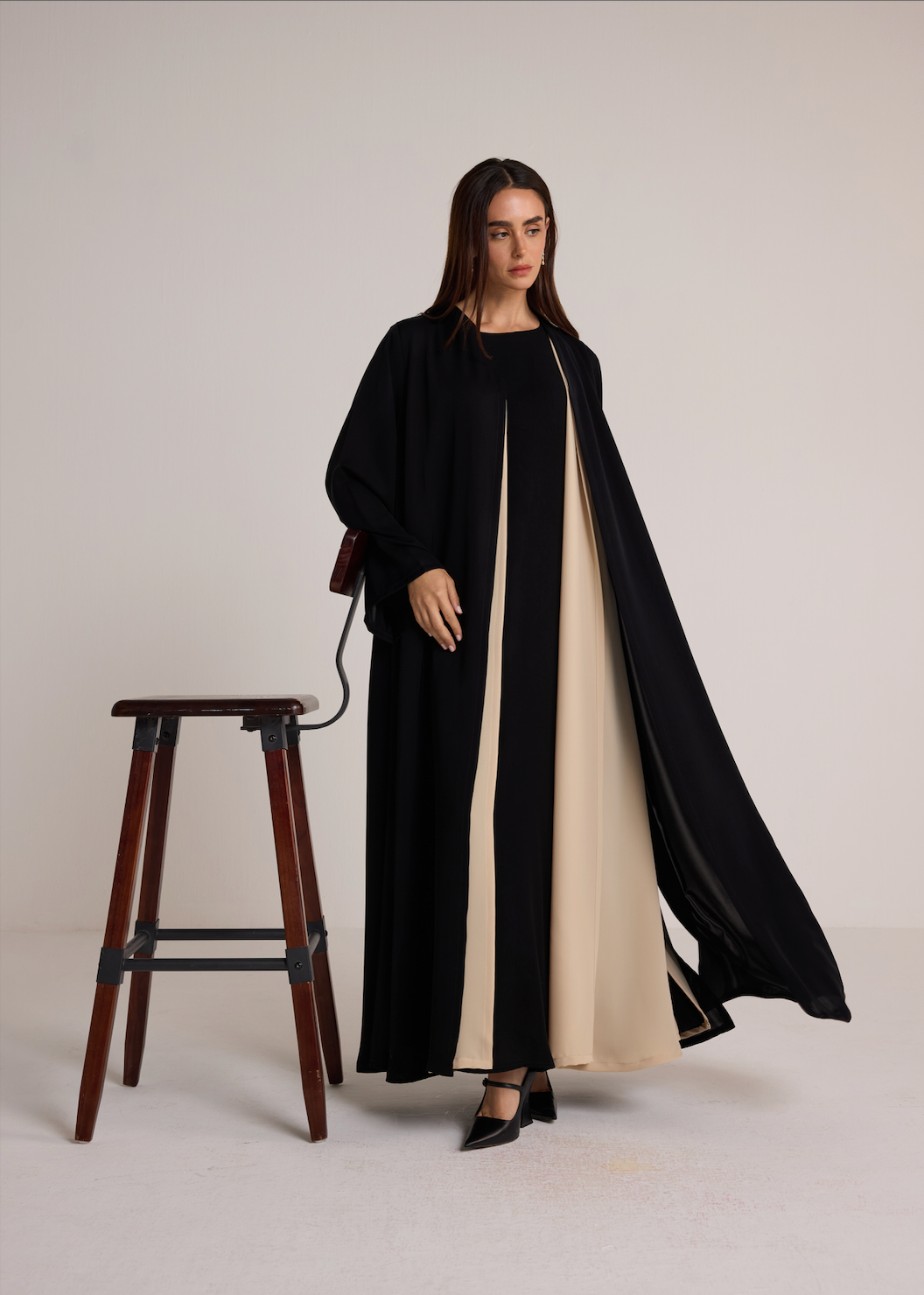 The Louisa Abaya