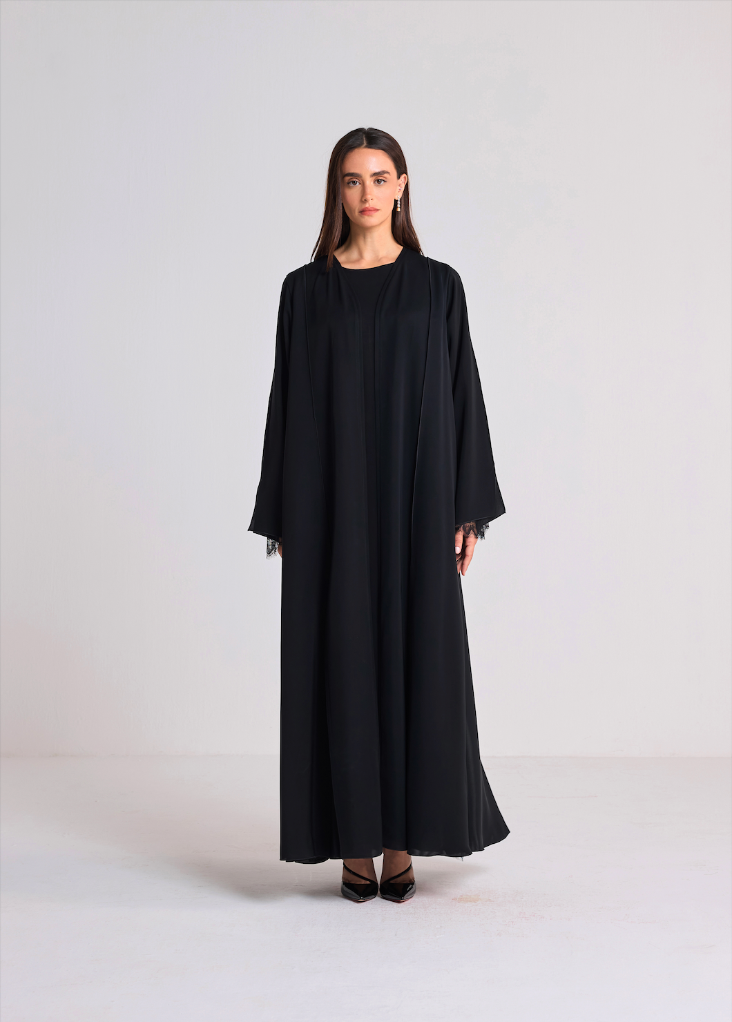 The Vivienne Lace Abaya