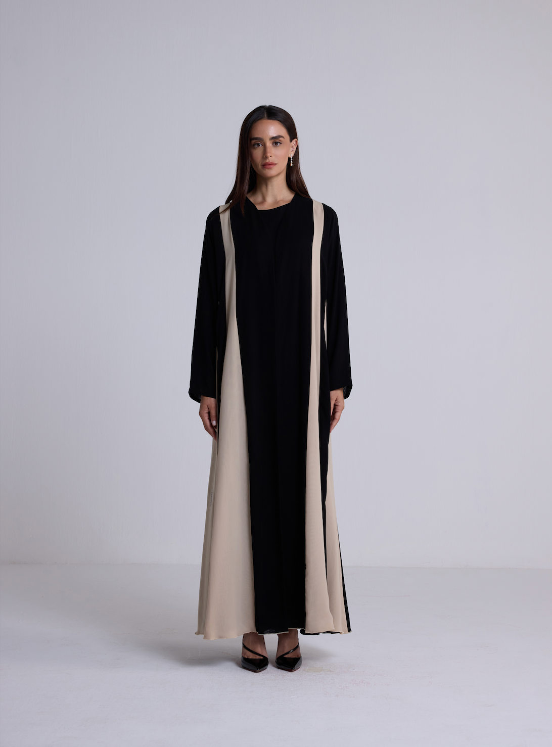 The Linea Abaya