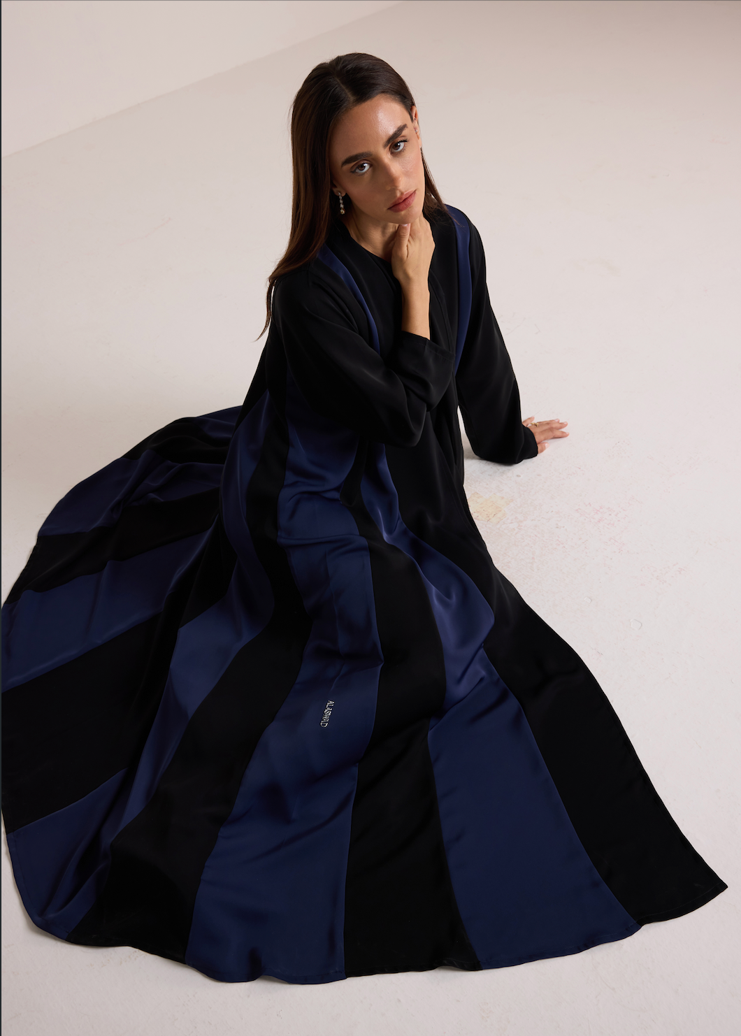 The Linea Abaya