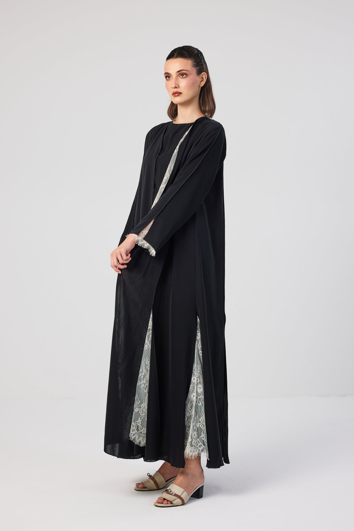 The Vivienne Lace Abaya