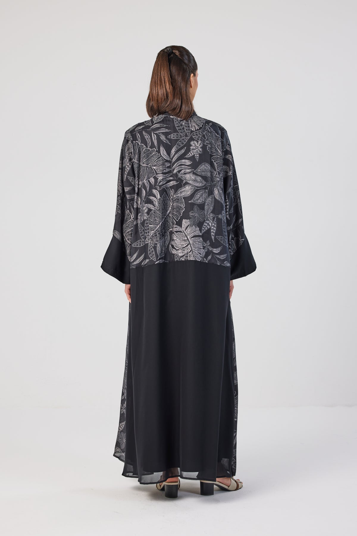 The Florence Abaya