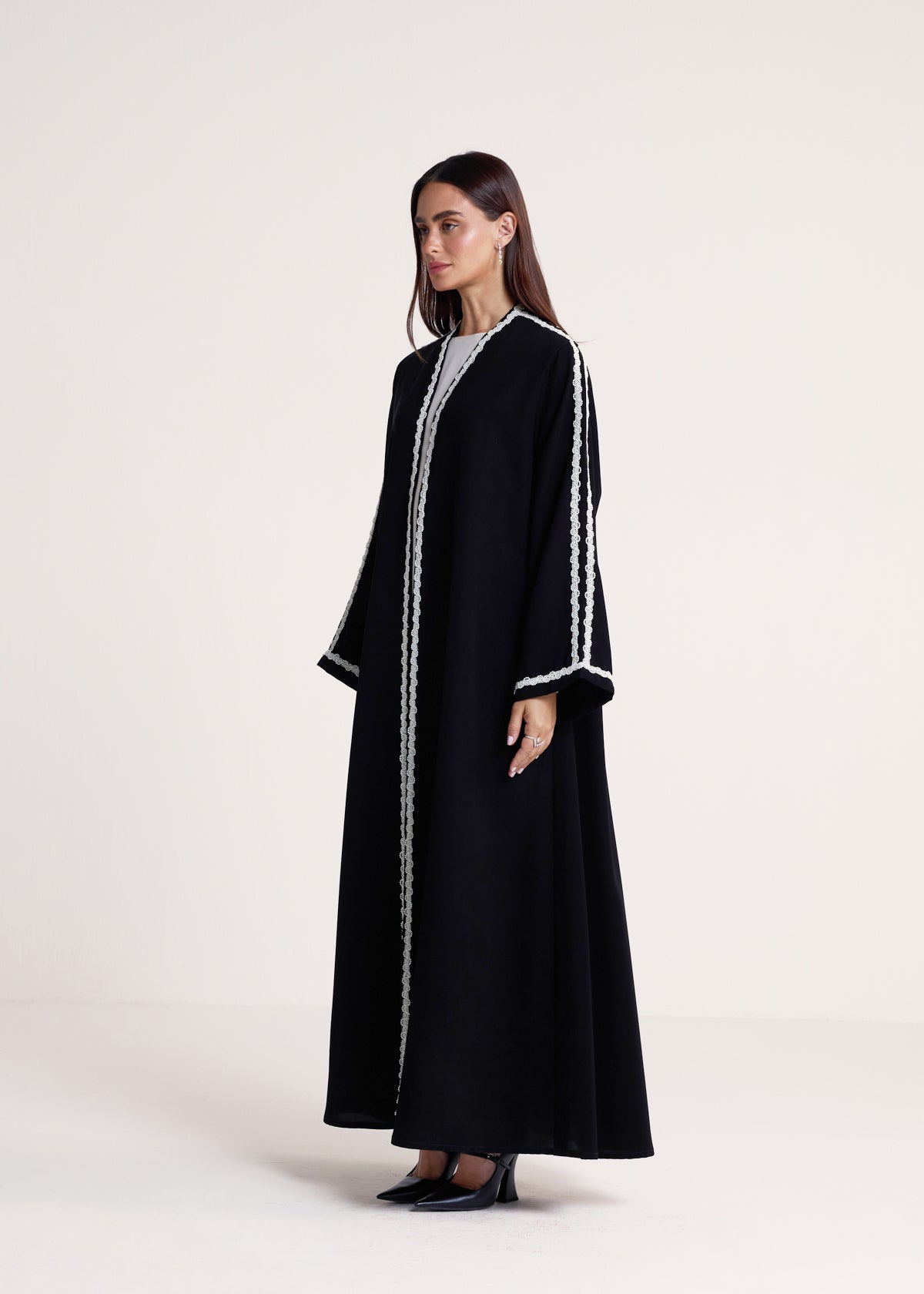 The Victoire Pearl Abaya